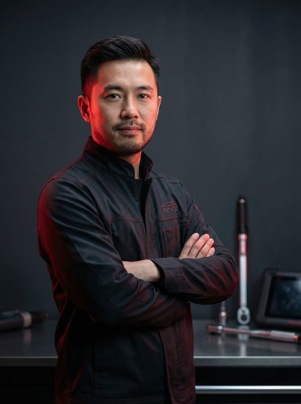 溏心修车改装专家张铭远